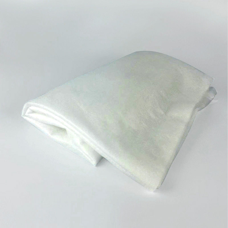 Comment les fabricants de coton aiguilleté garantissent-ils la qualité et la cohérence des produits ?